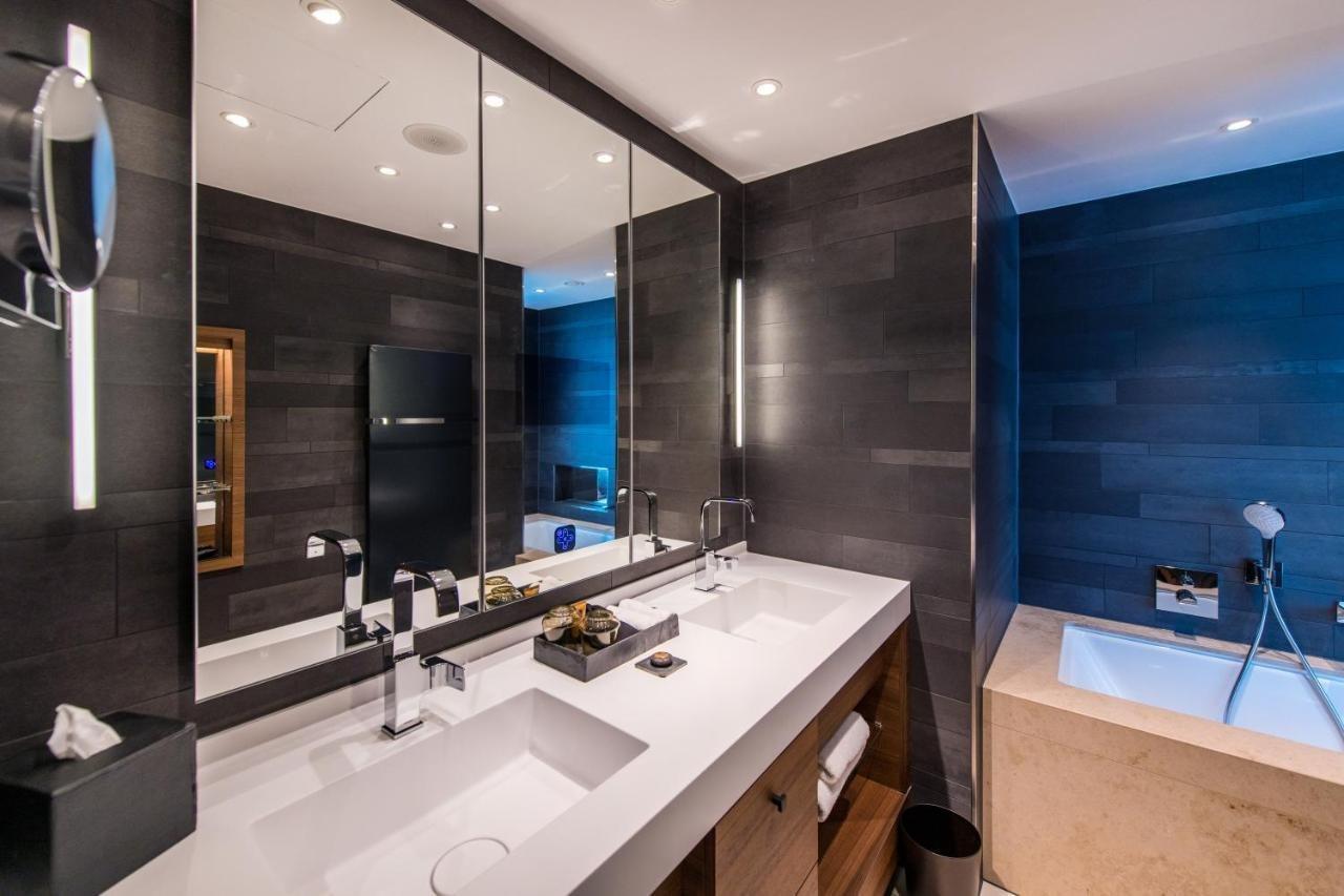 Hotel Faehrhaus Koblenz Esterno foto Bathroom
