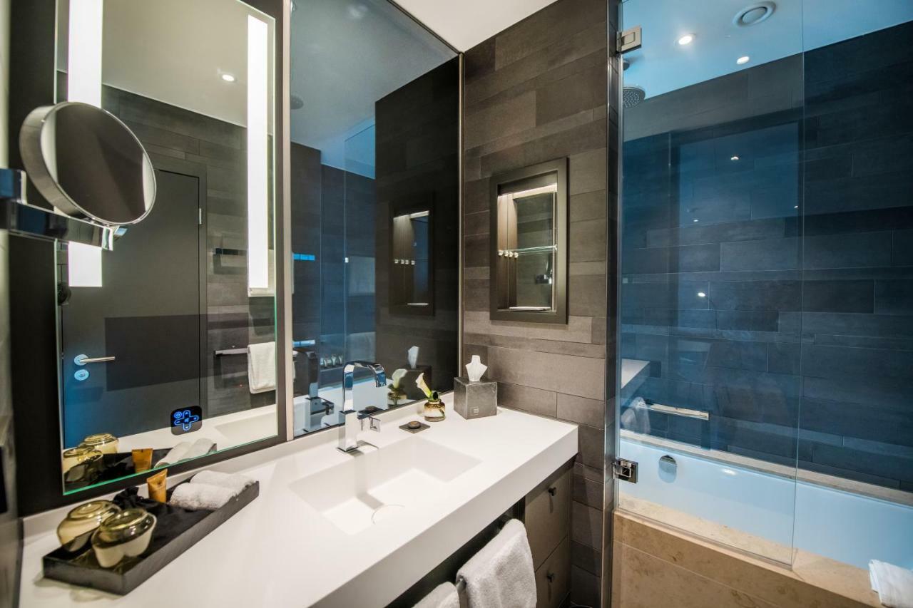 Hotel Faehrhaus Koblenz Esterno foto Bathroom
